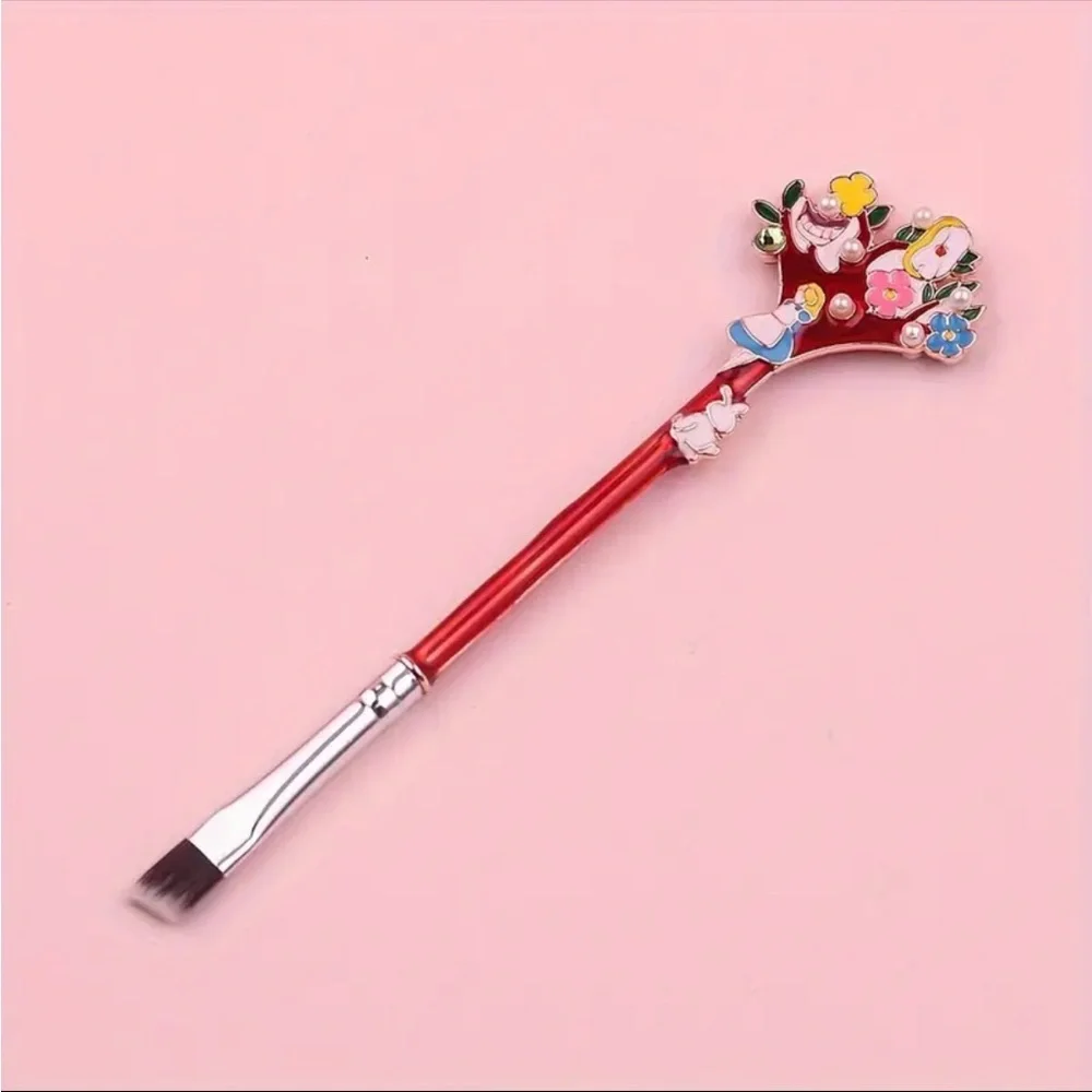 Disney Alice in Wonderland Makeup Brush Set, Eye Shadow Brush Set of 5